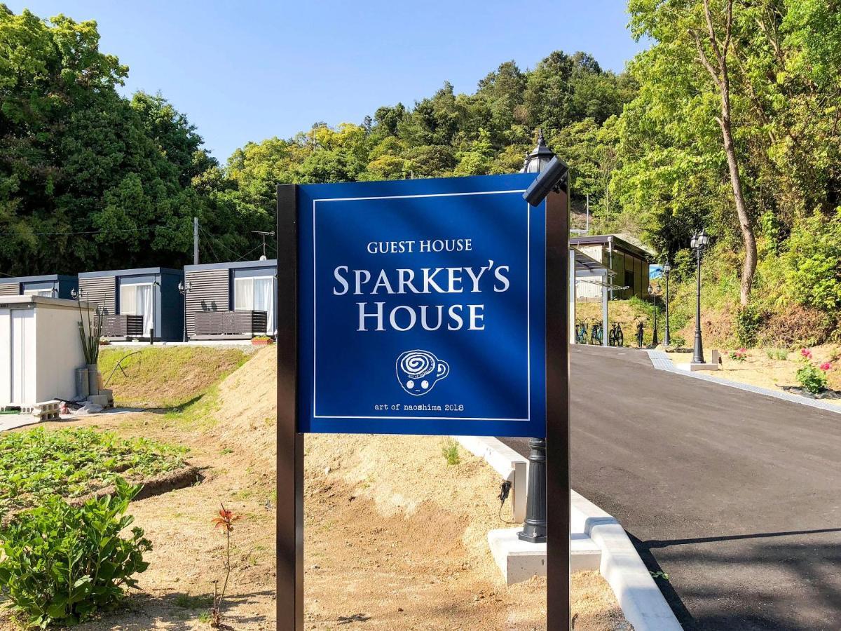 Sparky'S House Hotel Naoshima Exterior photo